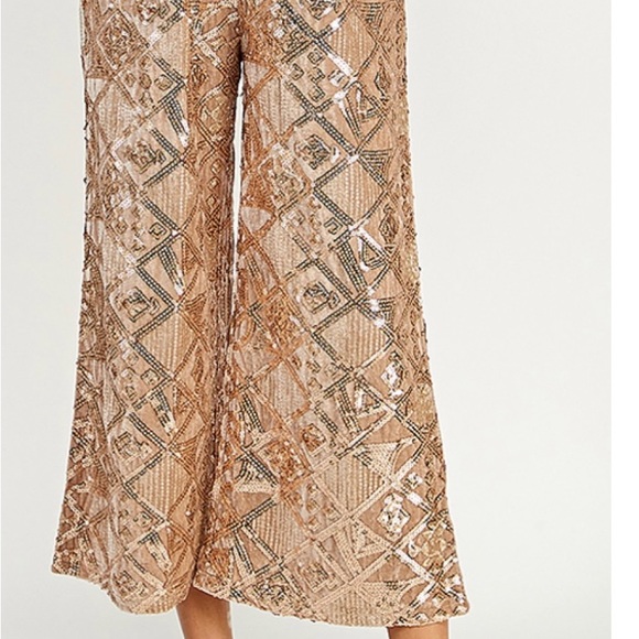 Gold Sequins Velvet 2 piece Large Set - Picture 7 of 8